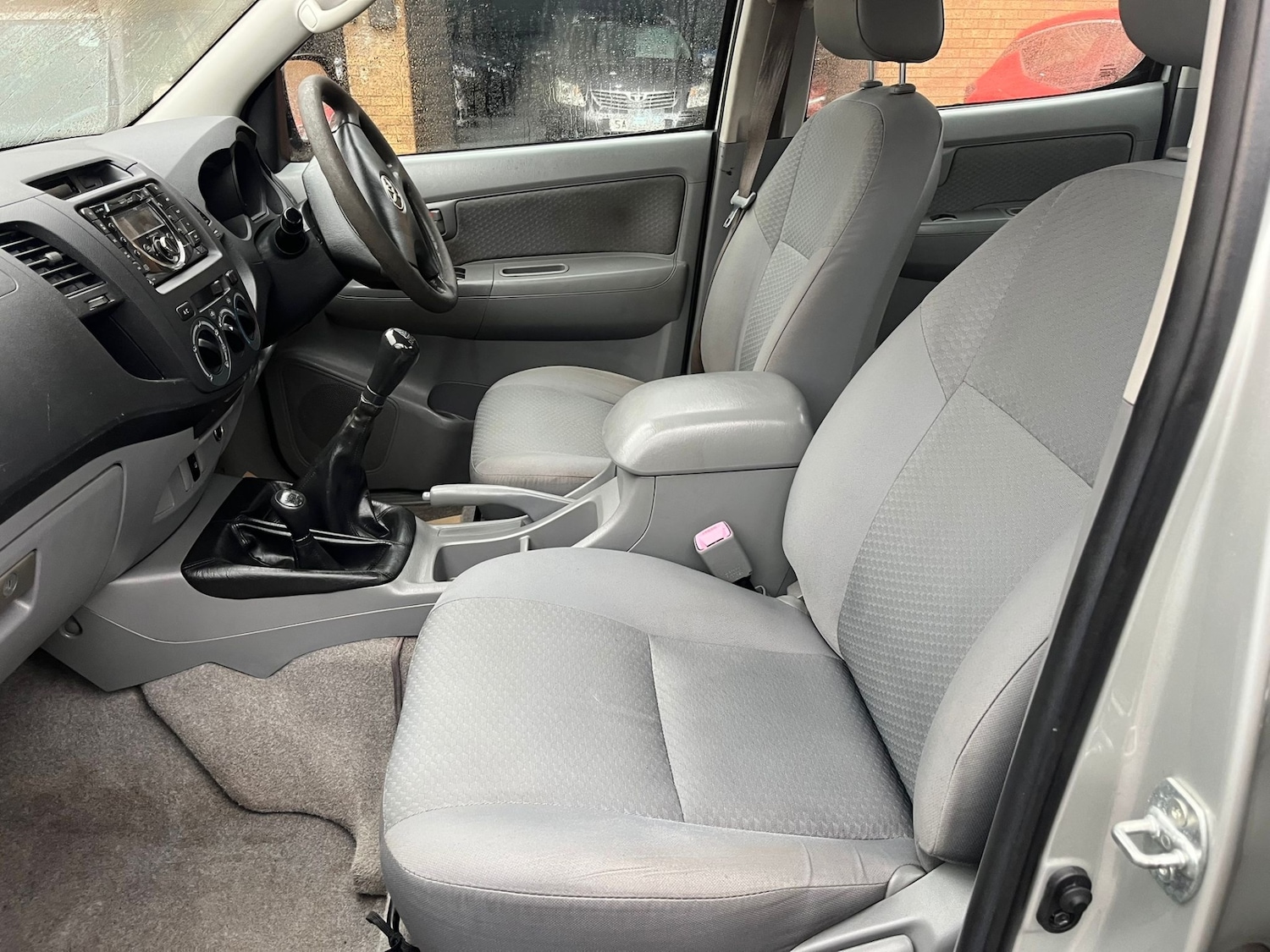 Used Toyota Hilux 2011 for sale - 76684425: Photo 11