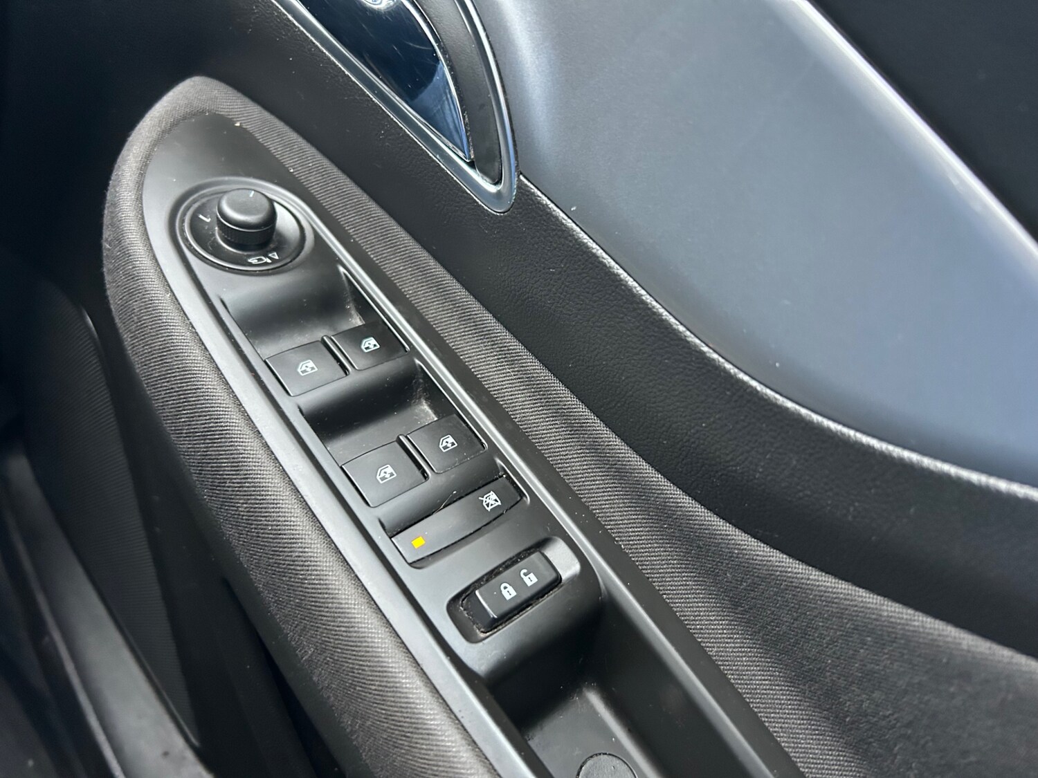 Used Vauxhall Mokka 2015 for sale - 77283826: Photo 14