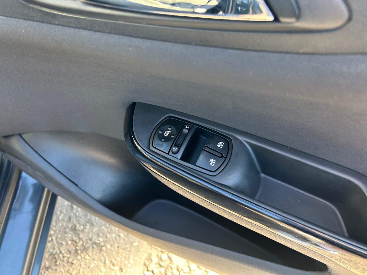 Used Vauxhall Corsa 2017 for sale - 77681907: Photo 18