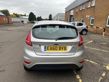 Used Ford Fiesta 2010 for sale - 76070388: Photo