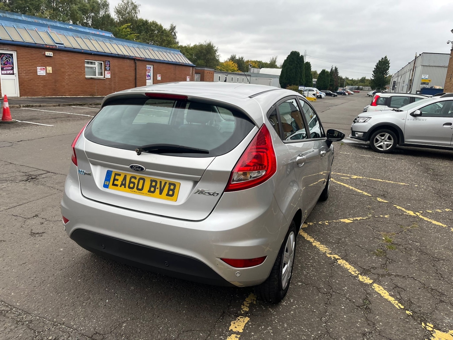 Used Ford Fiesta 2010 for sale - 76070388: Photo 7