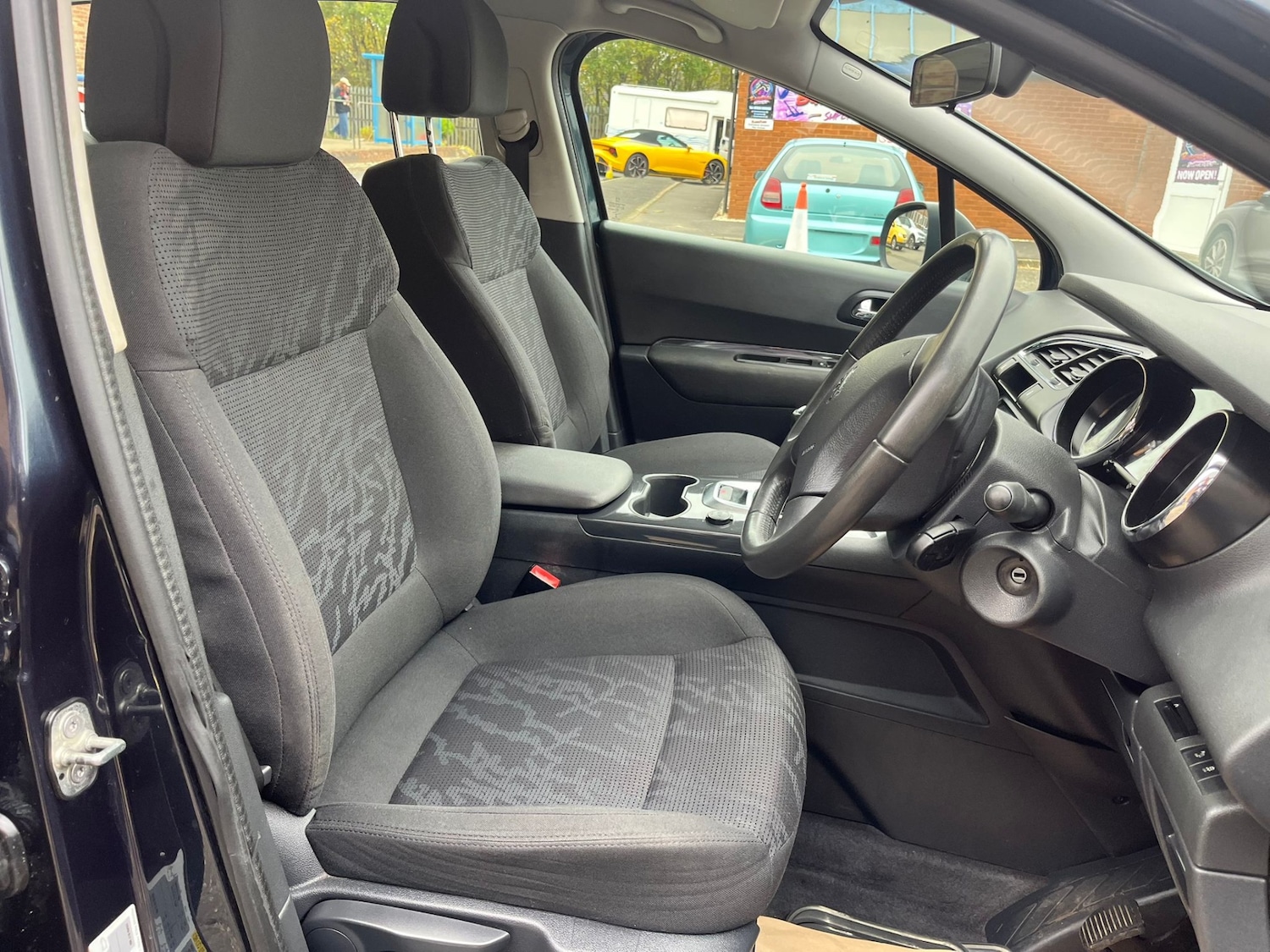 Used Peugeot 3008 2013 for sale - 76268671: Photo 10