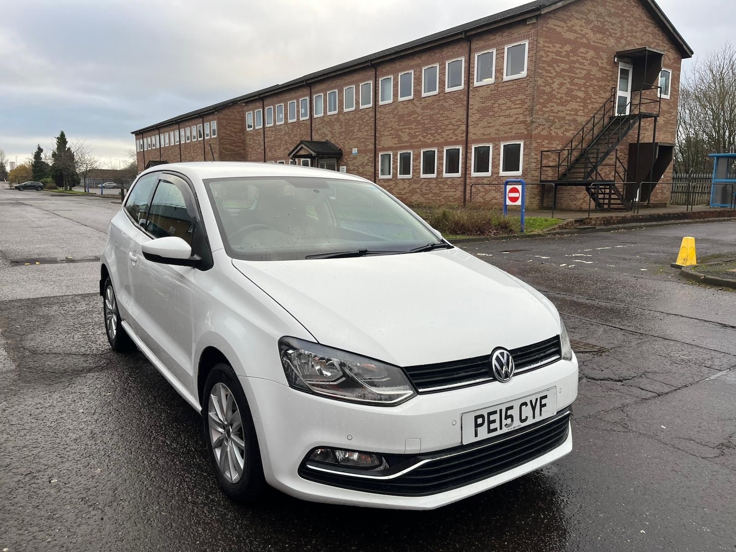 Used Volkswagen Polo 2015 for sale - 76837606: Photo 5