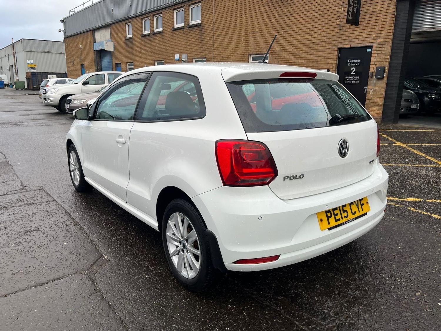 Used Volkswagen Polo 2015 for sale - 76837606: Photo 8