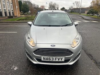 Used Ford Fiesta 2014 for sale - 76627400: Photo