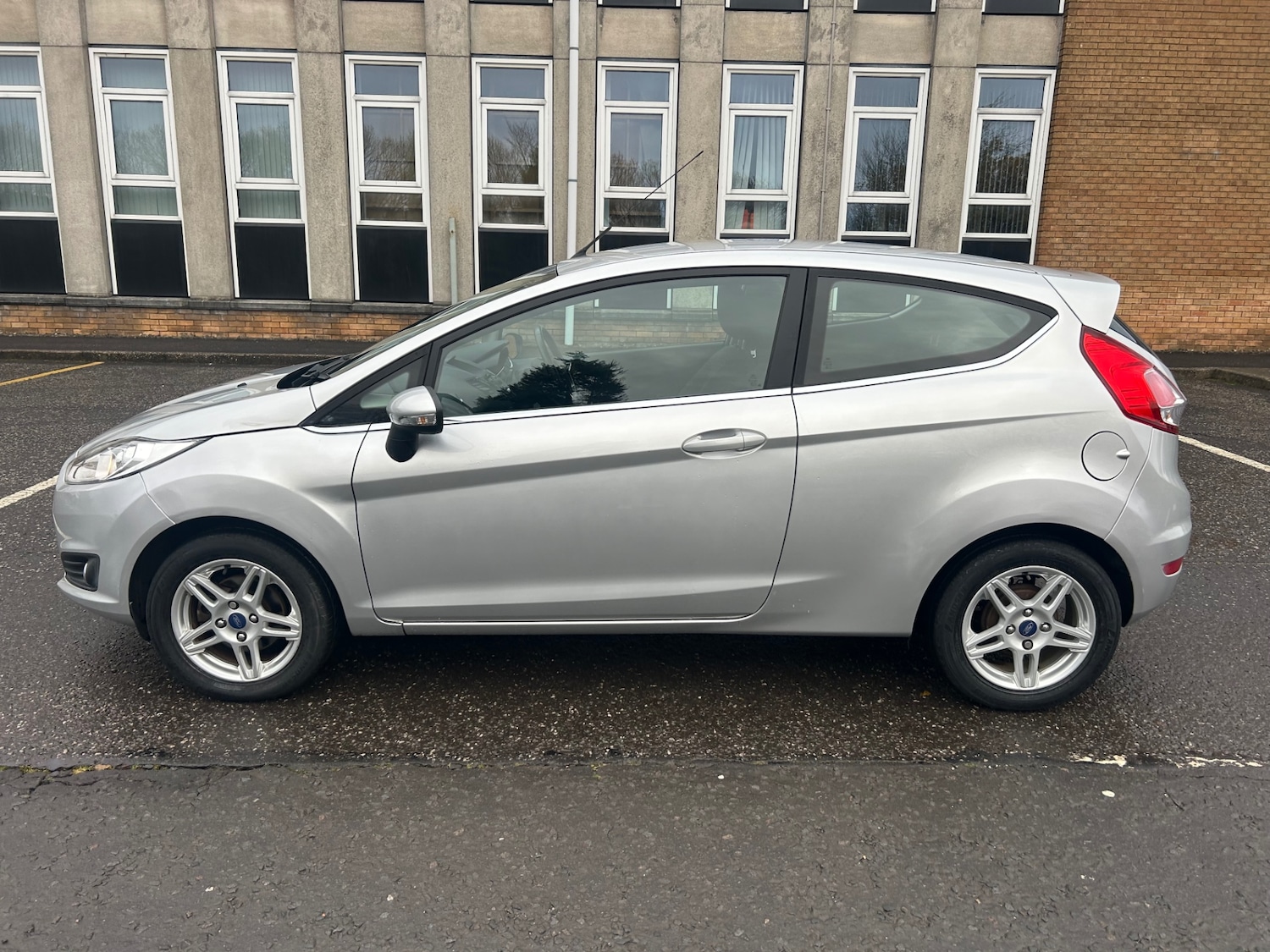 Used Ford Fiesta 2014 for sale - 76627400: Photo 3