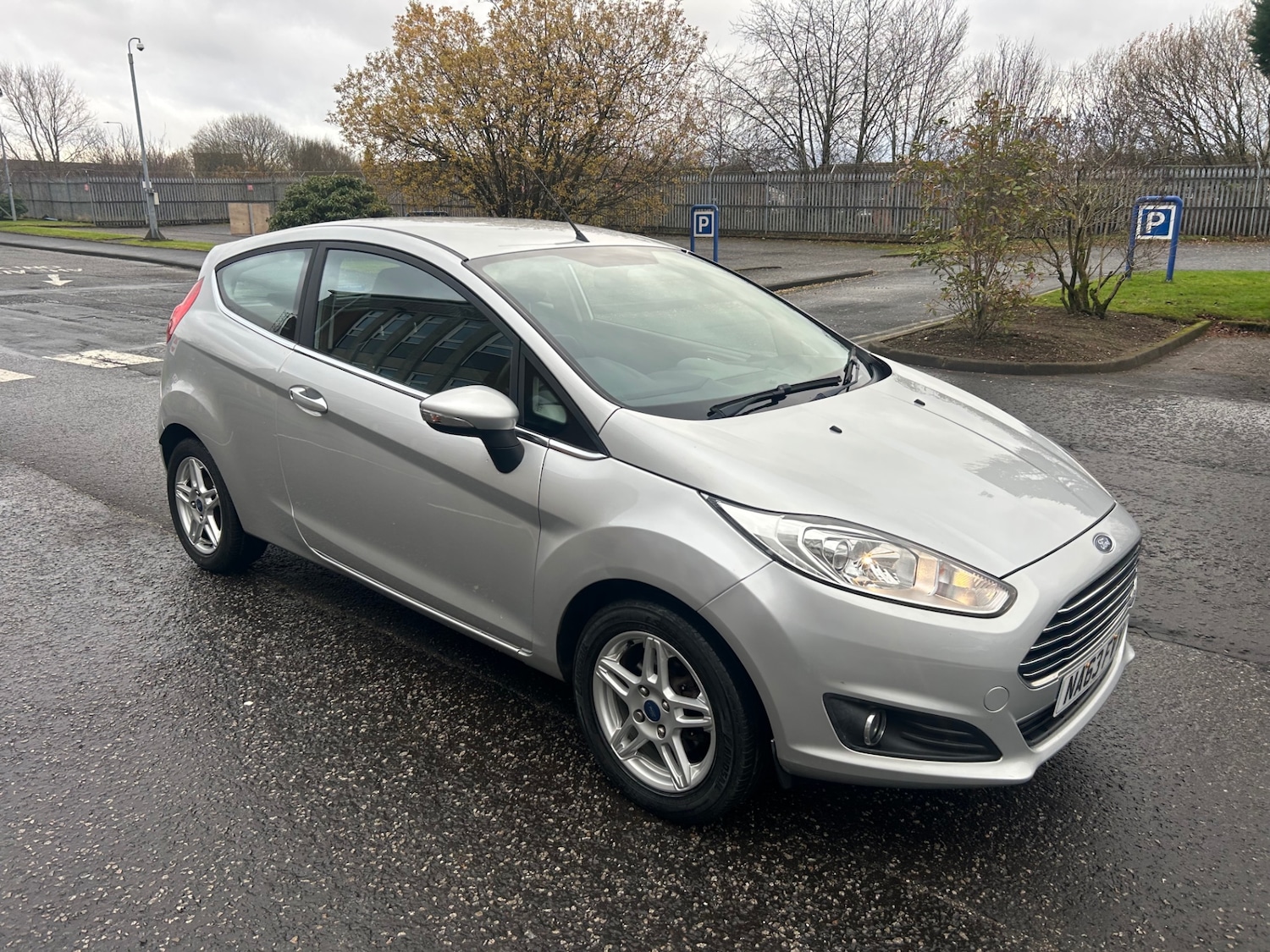 Used Ford Fiesta 2014 for sale - 76627400: Photo 6