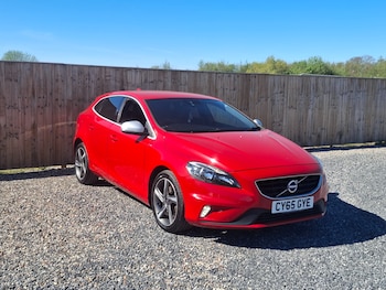 Used Volvo V40 2016 for sale - 78379393: Photo