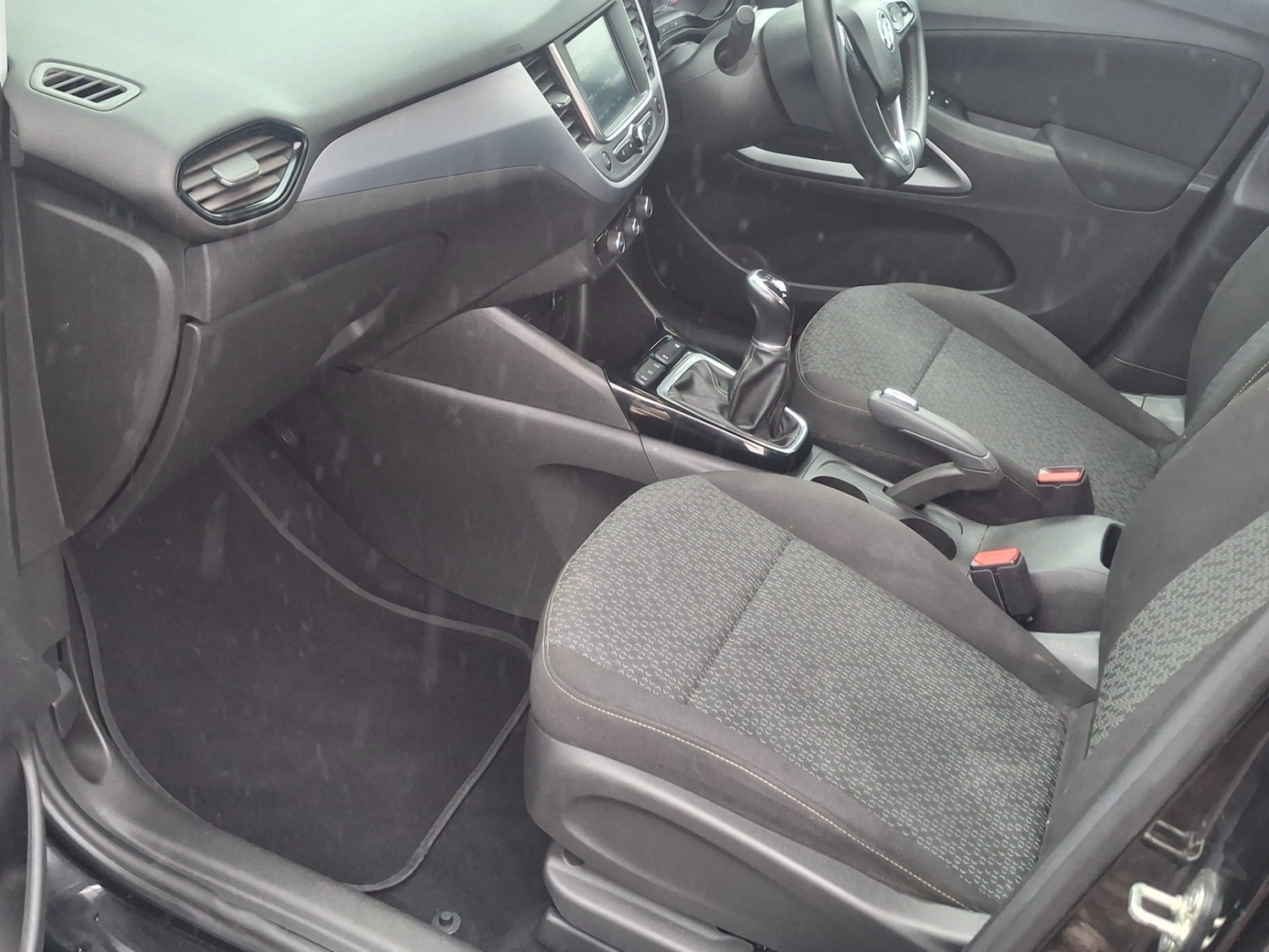 Used Vauxhall Crossland X 2017 for sale - 77759405: Photo 9