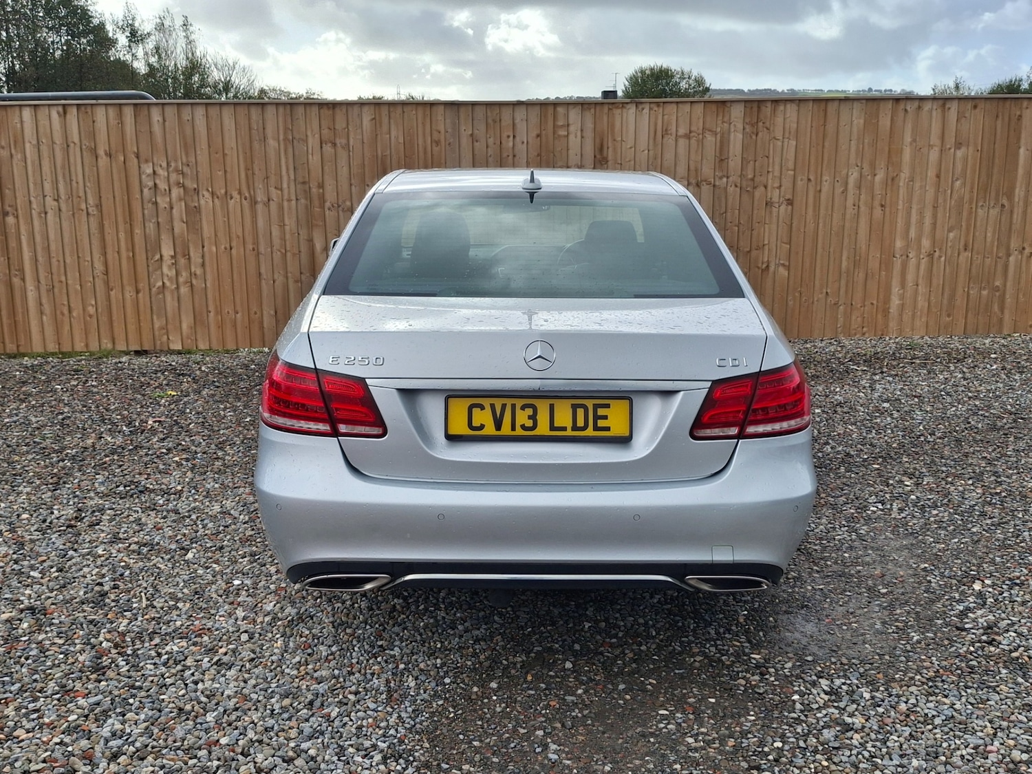 Used Mercedes-Benz E Class 2013 for sale - 76364477: Photo 5