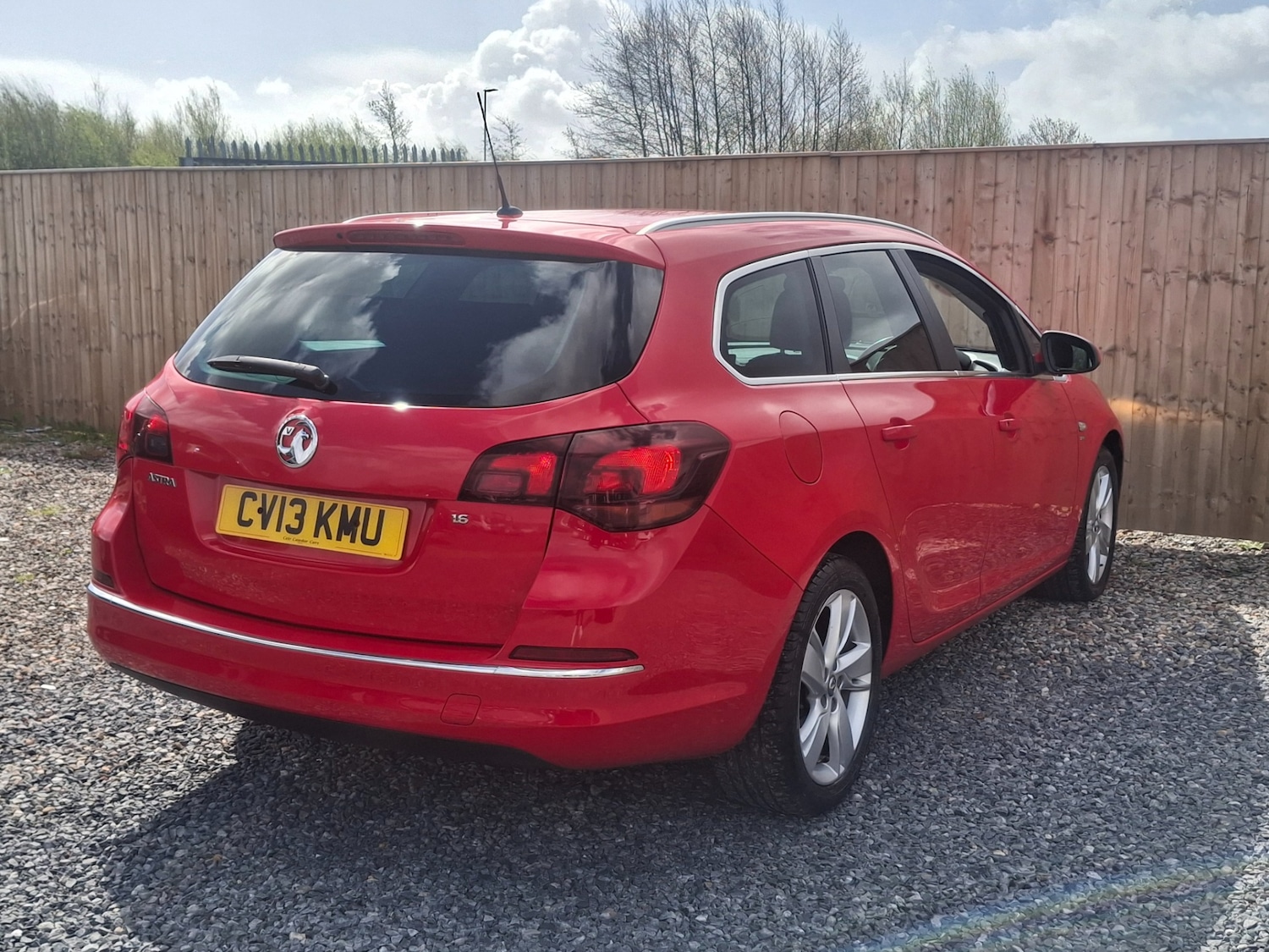 Used Vauxhall Astra 2013 for sale - 78210193: Photo 4