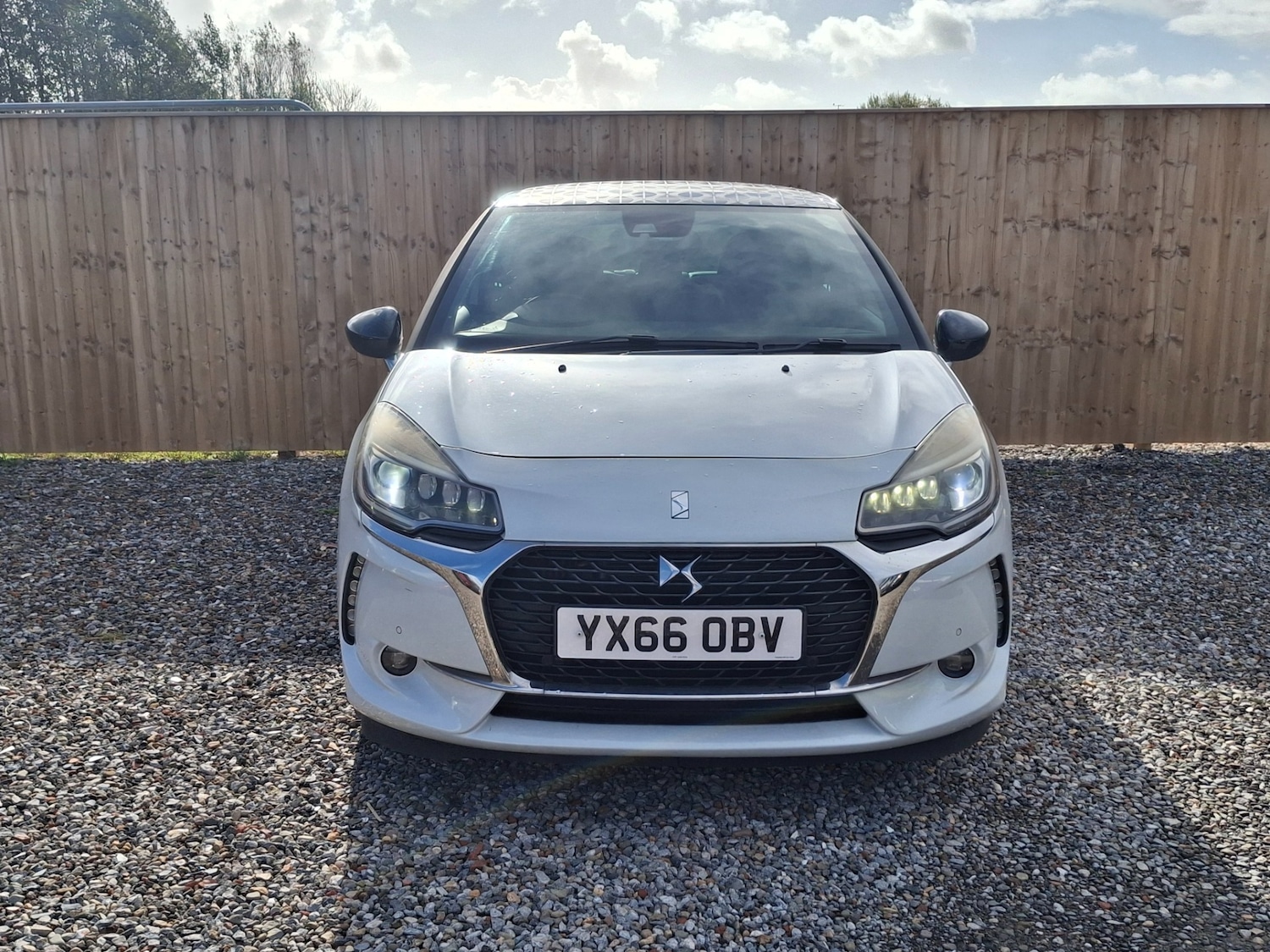 Used DS Automobiles DS 3 2016 for sale - 76374470: Photo 2