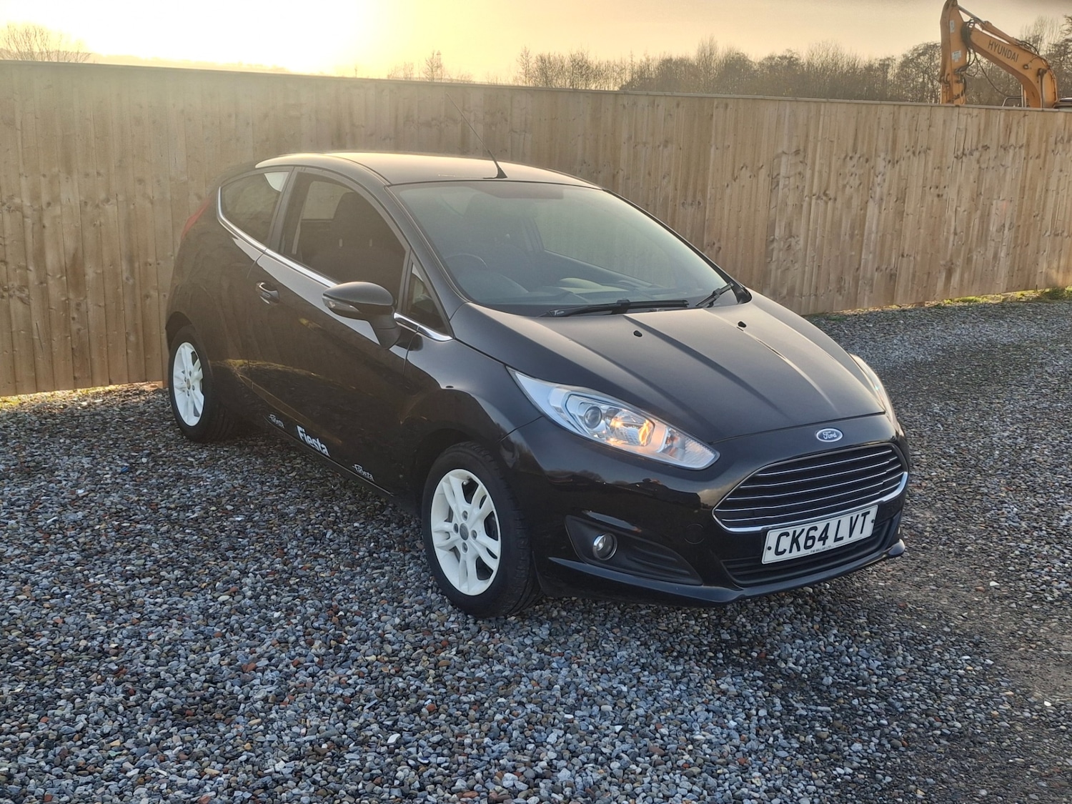 Used Ford Fiesta 2015 for sale - 76893326: Photo 1