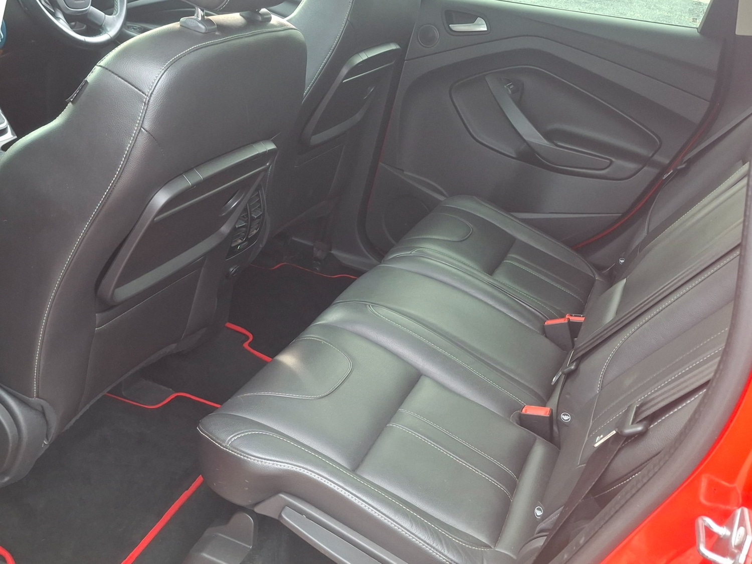 Used Ford Kuga 2015 for sale - 77992055: Photo 8