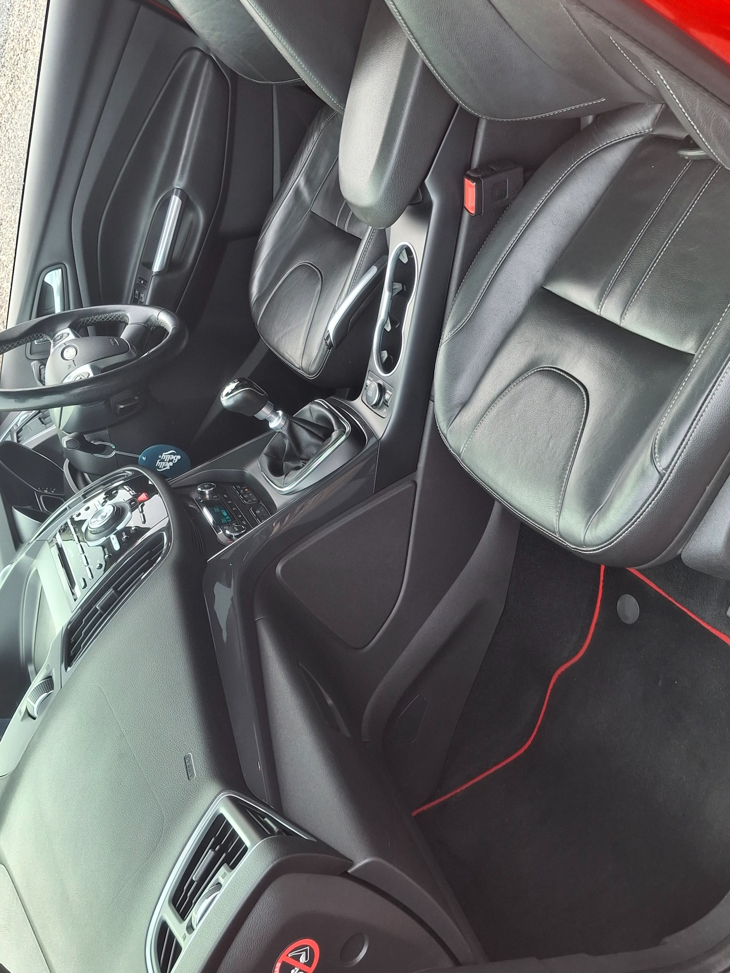 Used Ford Kuga 2015 for sale - 77992055: Photo 9