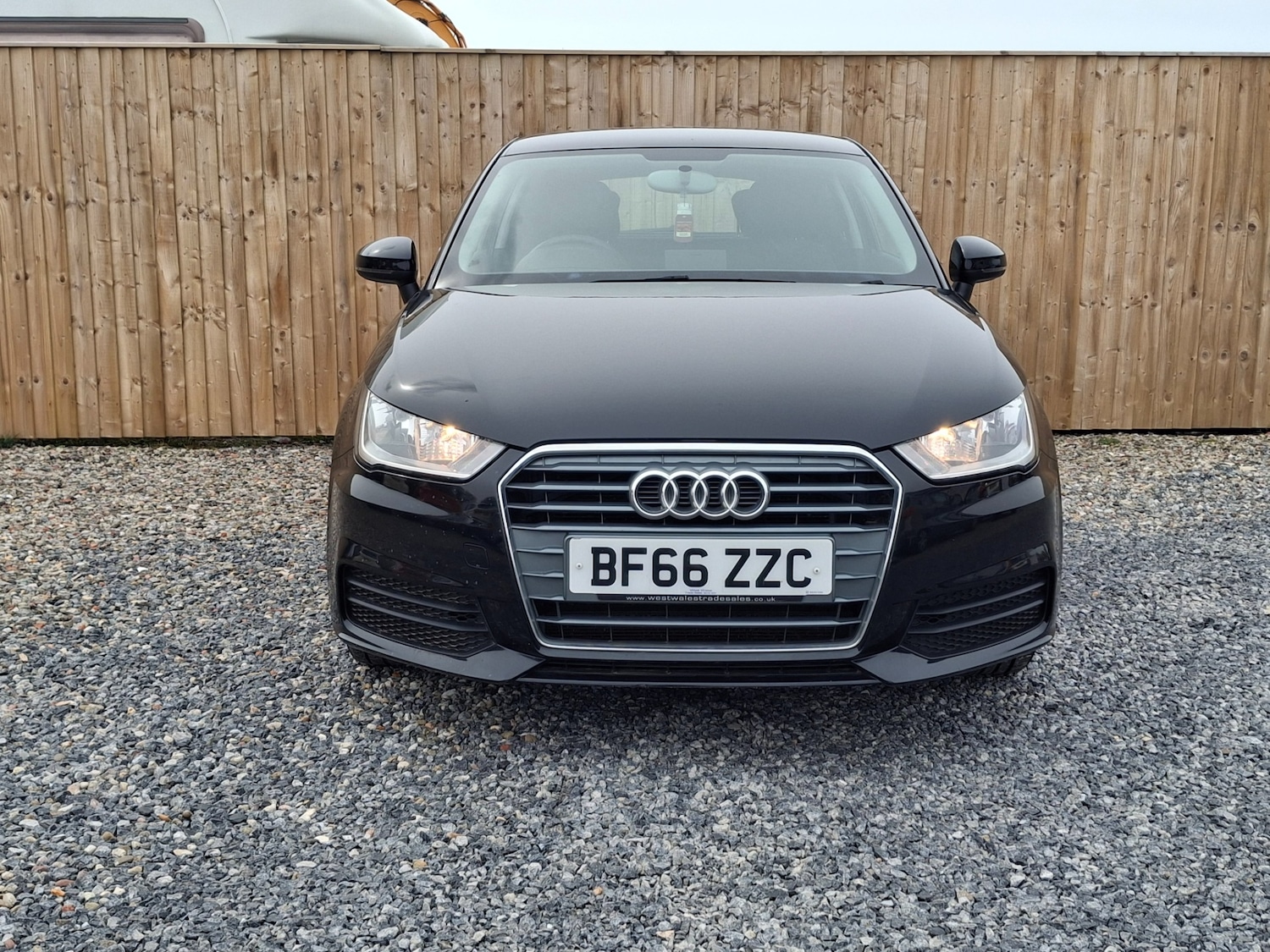 Used Audi A1 2017 for sale - 78196614: Photo 2