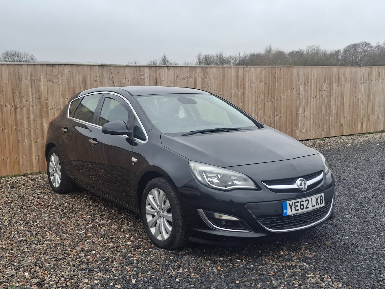 Used Vauxhall Astra 2012 for sale - 77903169: Photo 1