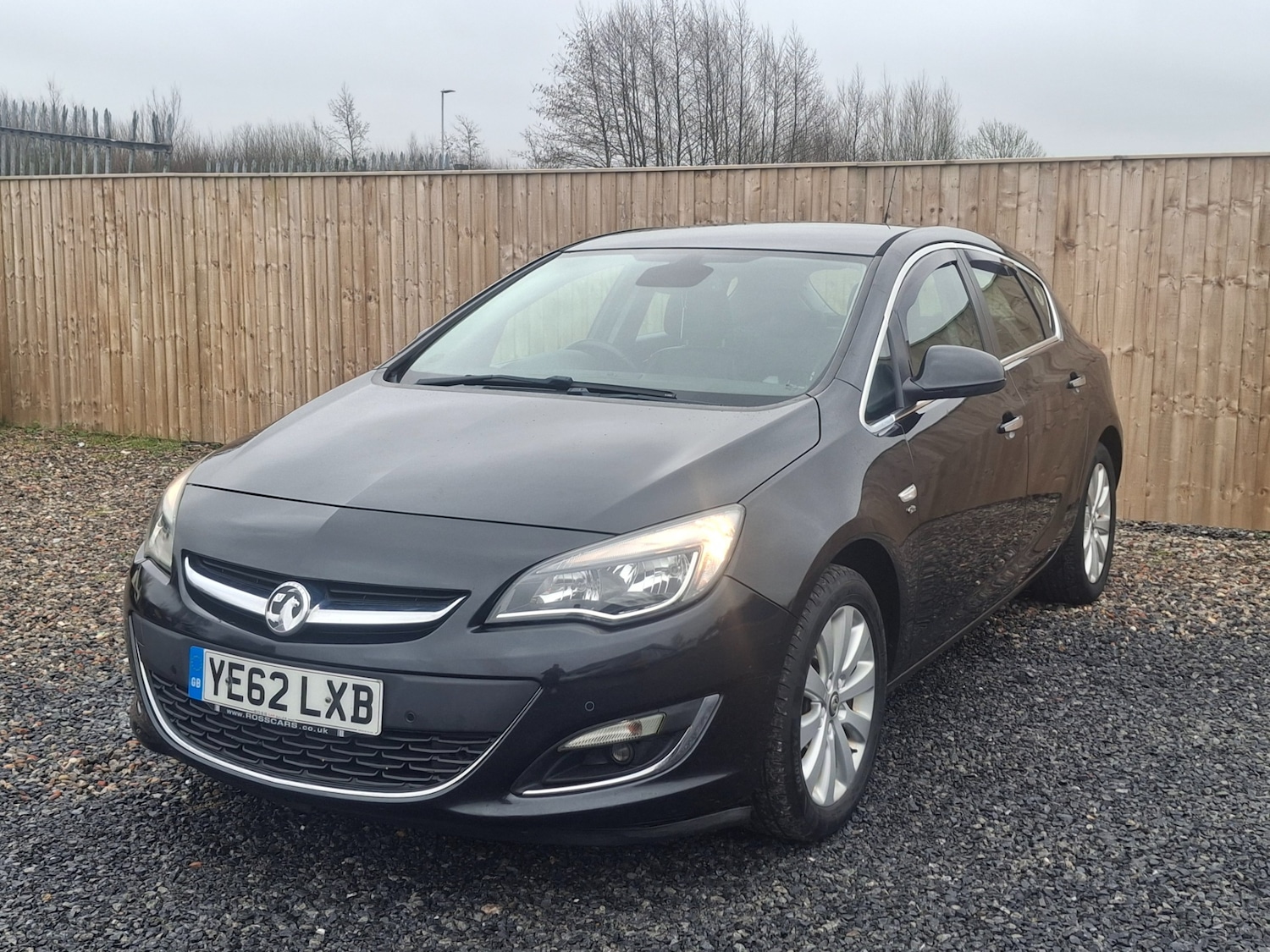 Used Vauxhall Astra 2012 for sale - 77903169: Photo 3