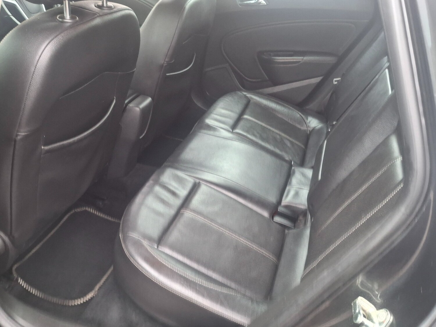 Used Vauxhall Astra 2012 for sale - 77903169: Photo 8