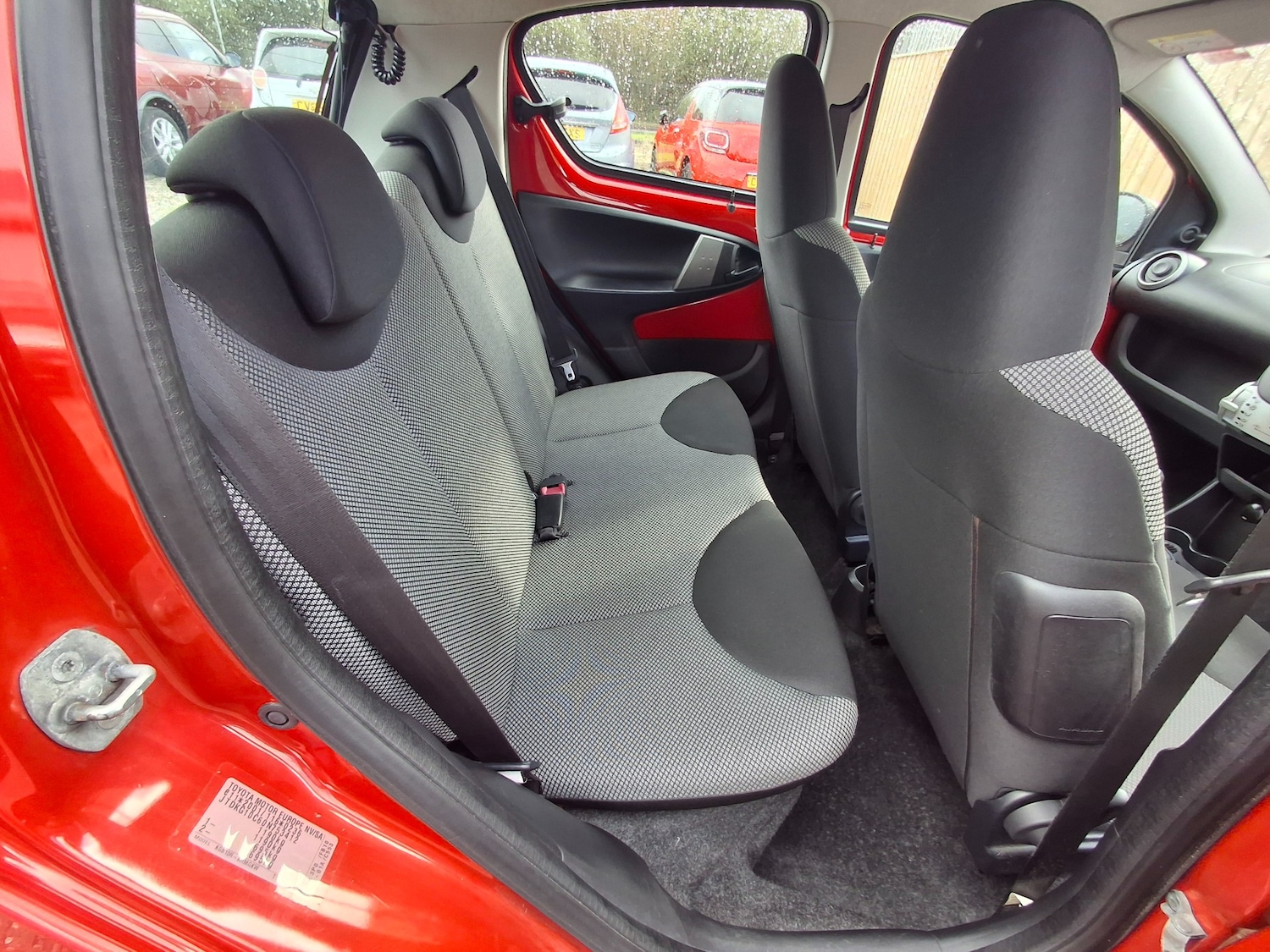 Used Toyota AYGO 2014 for sale - 76364853: Photo 10