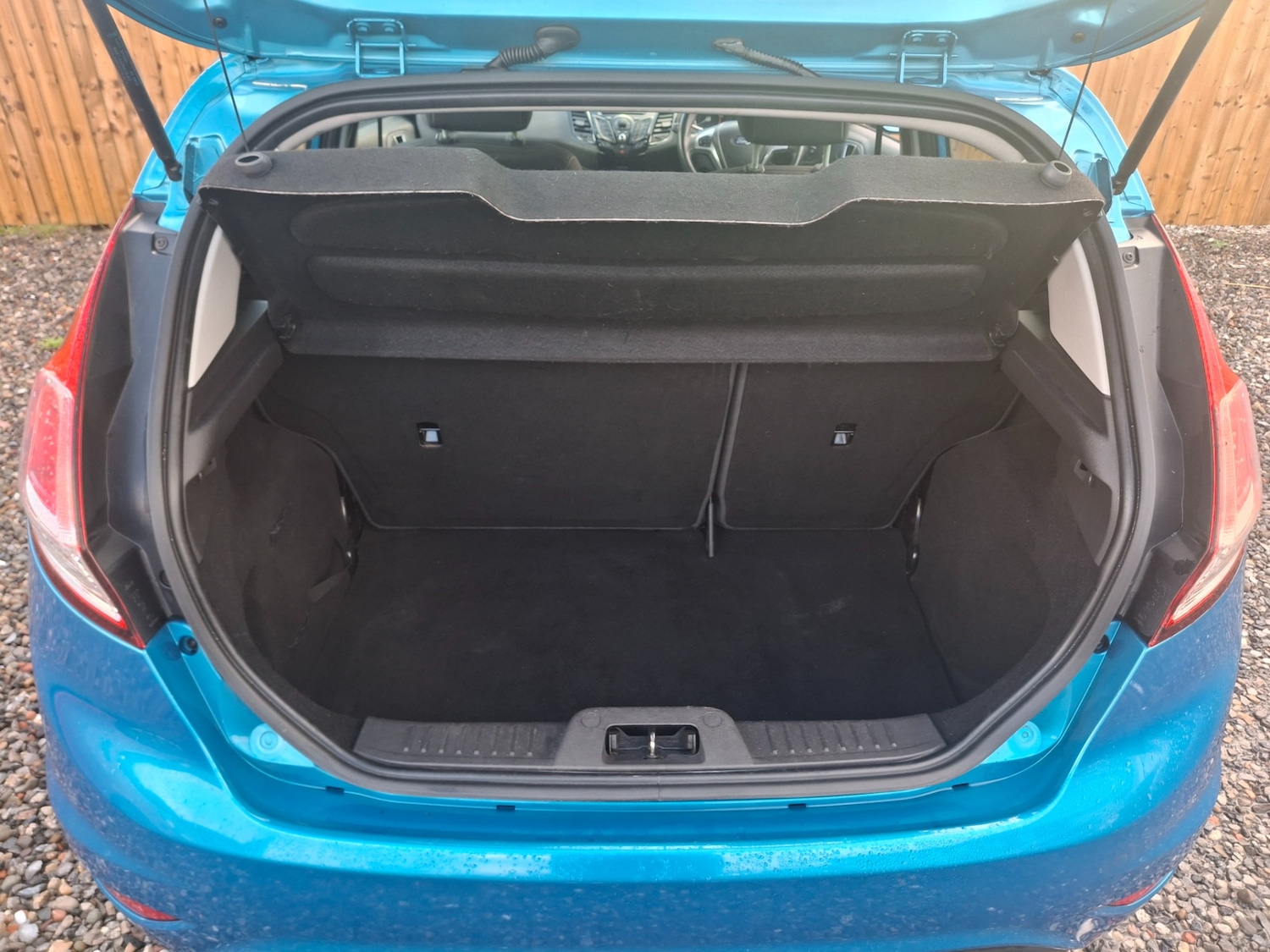 Used Ford Fiesta 2014 for sale - 76330483: Photo 11