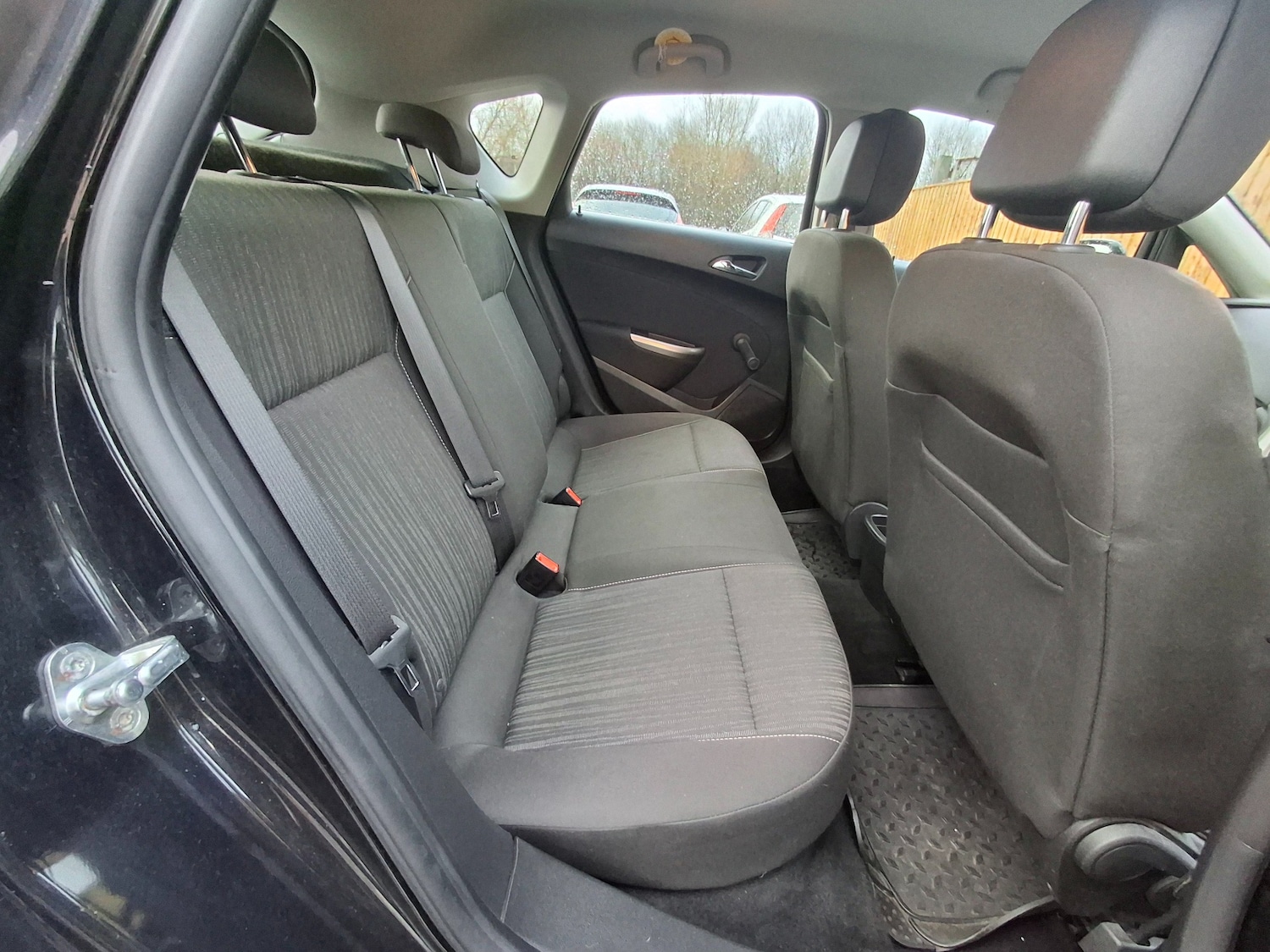 Used Vauxhall Astra 2011 for sale - 77282959: Photo 10