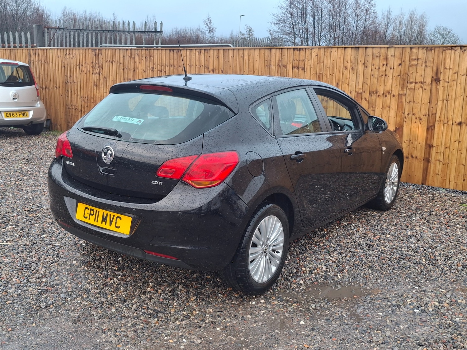 Used Vauxhall Astra 2011 for sale - 77282959: Photo 4
