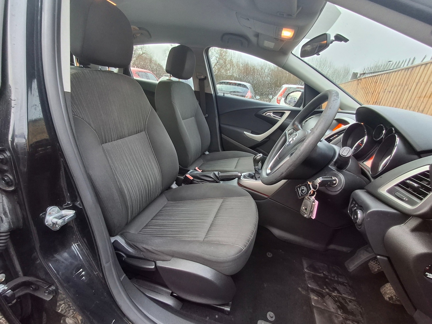 Used Vauxhall Astra 2011 for sale - 77282959: Photo 9