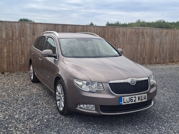 Used Skoda Superb 2012 for sale - 79405081: Photo