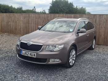 Used Skoda Superb 2012 for sale - 79405081: Photo