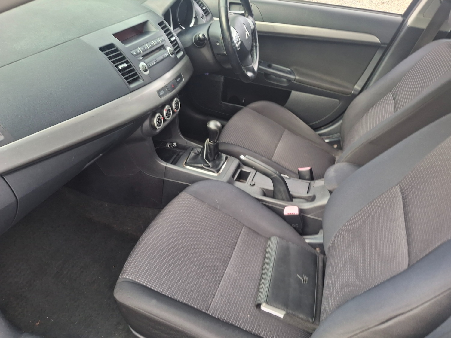 Used Mitsubishi Lancer 2010 for sale - 78079386: Photo 9