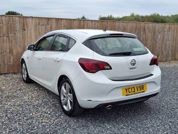 Used Vauxhall Astra 2013 for sale - 79625621: Photo