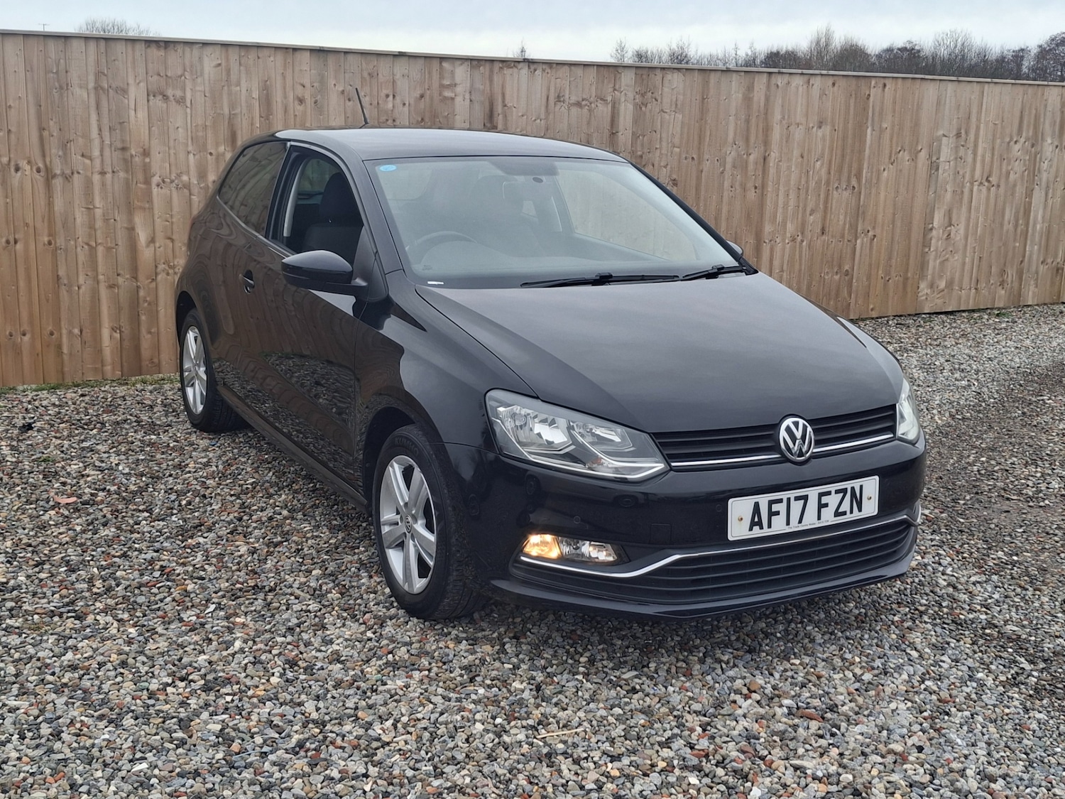 Used Volkswagen Polo 2017 for sale - 77556891: Photo 1