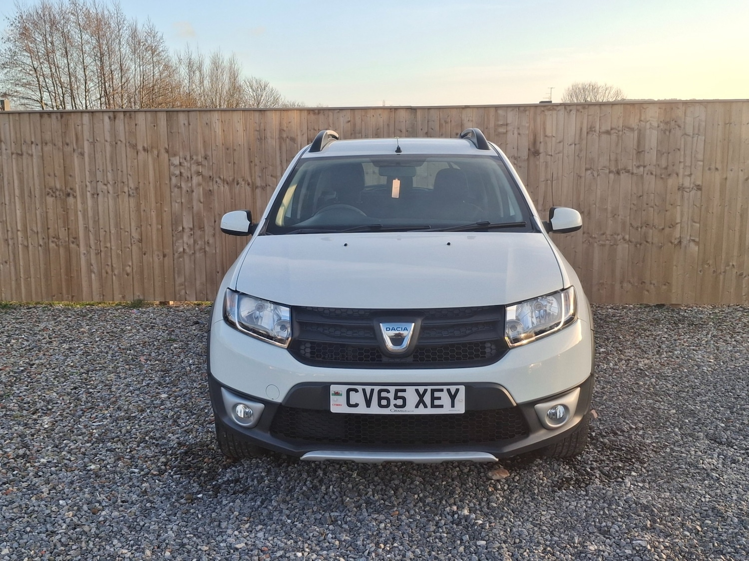 Used Dacia Sandero Stepway 2015 for sale - 77846630: Photo 2