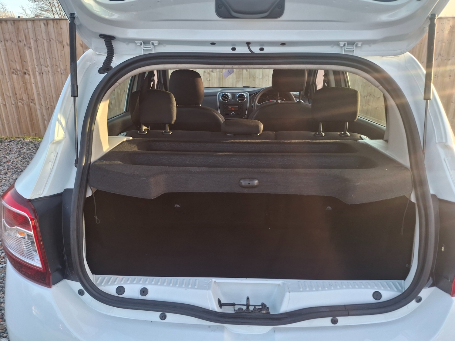 Used Dacia Sandero Stepway 2015 for sale - 77846630: Photo 7