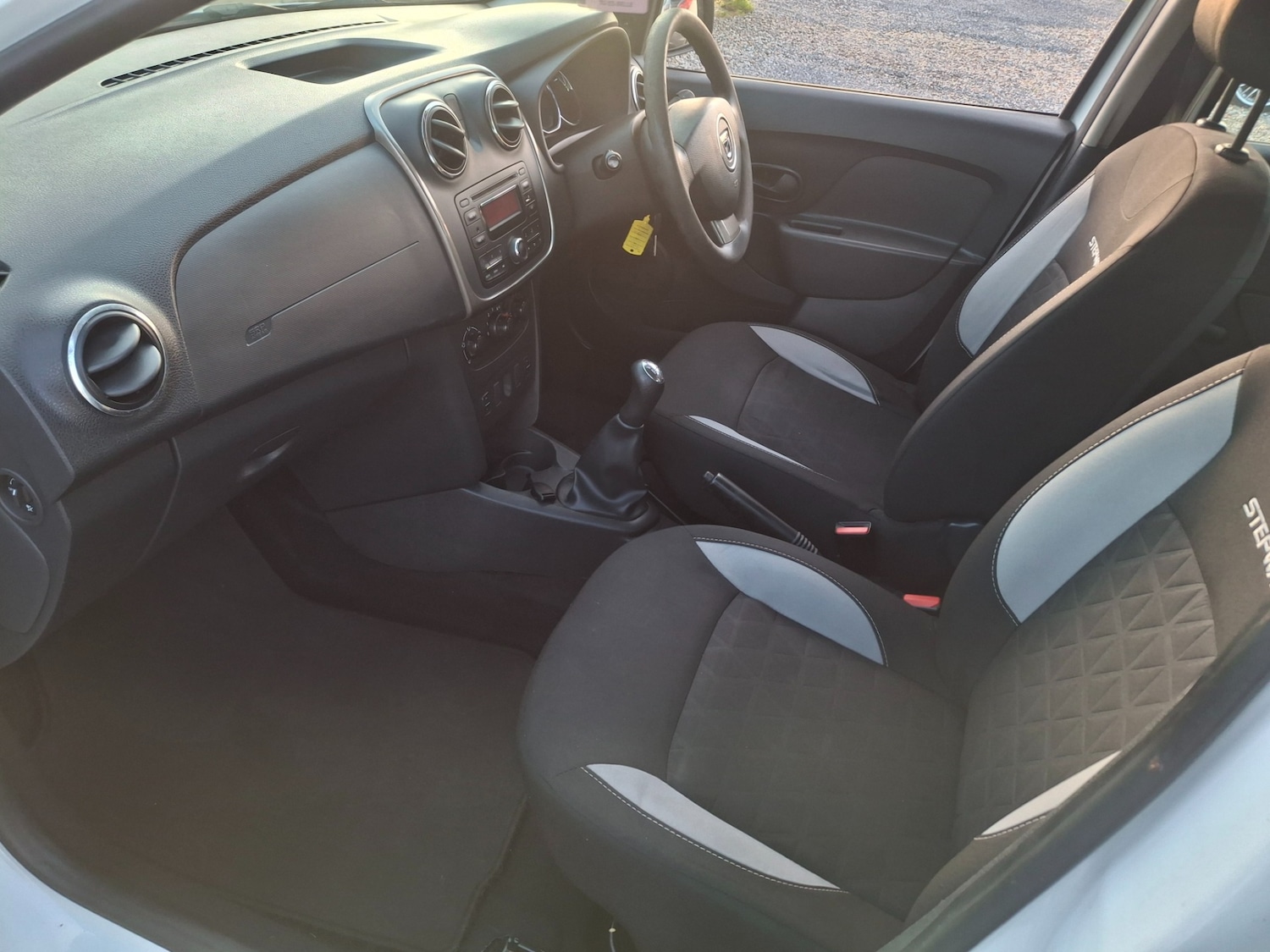 Used Dacia Sandero Stepway 2015 for sale - 77846630: Photo 9