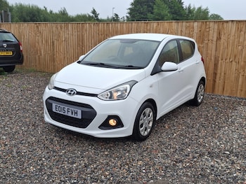 Used Hyundai i10 2015 for sale - 75511120: Photo