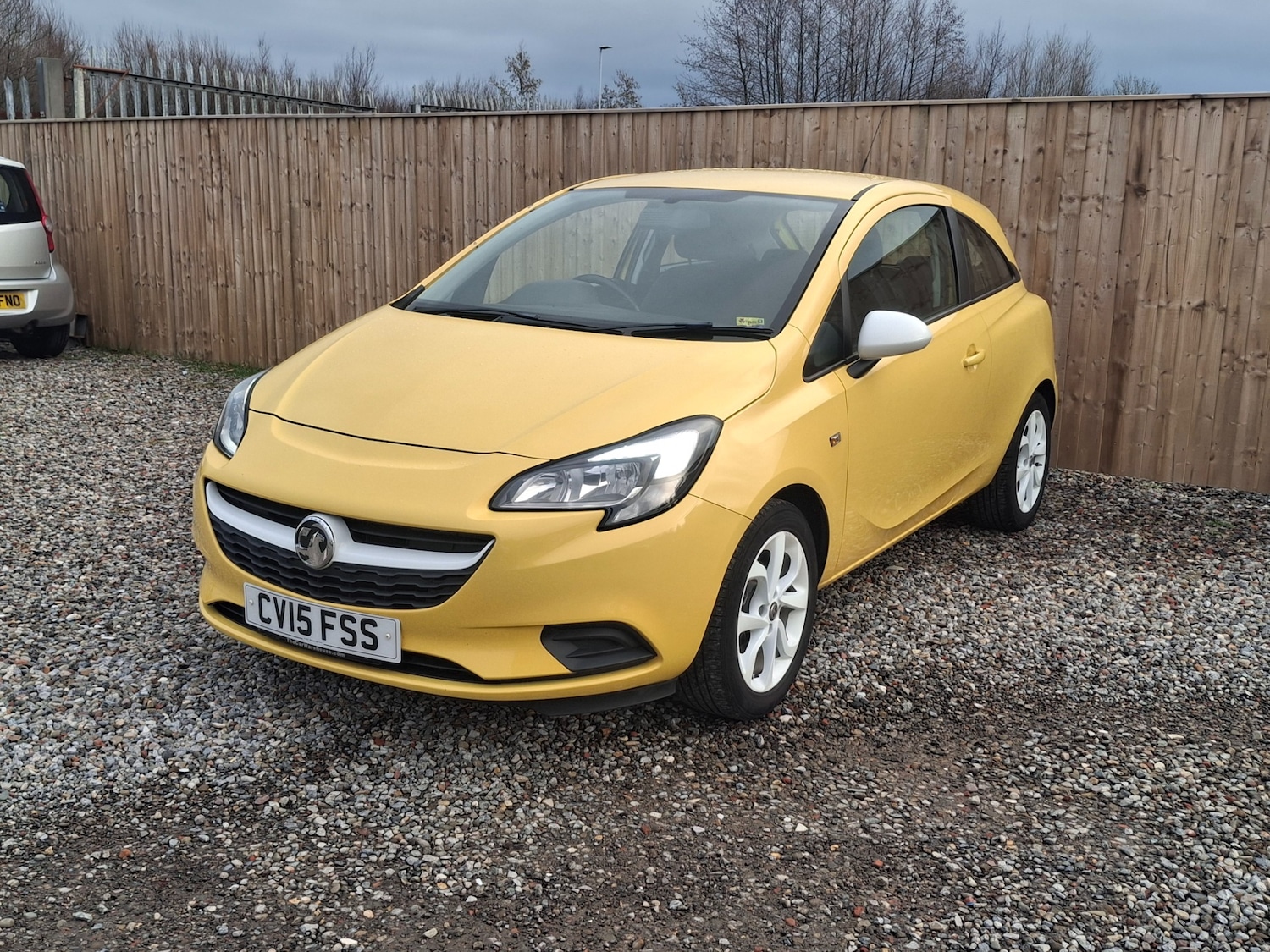 Used Vauxhall Corsa 2015 for sale - 77492839: Photo 4