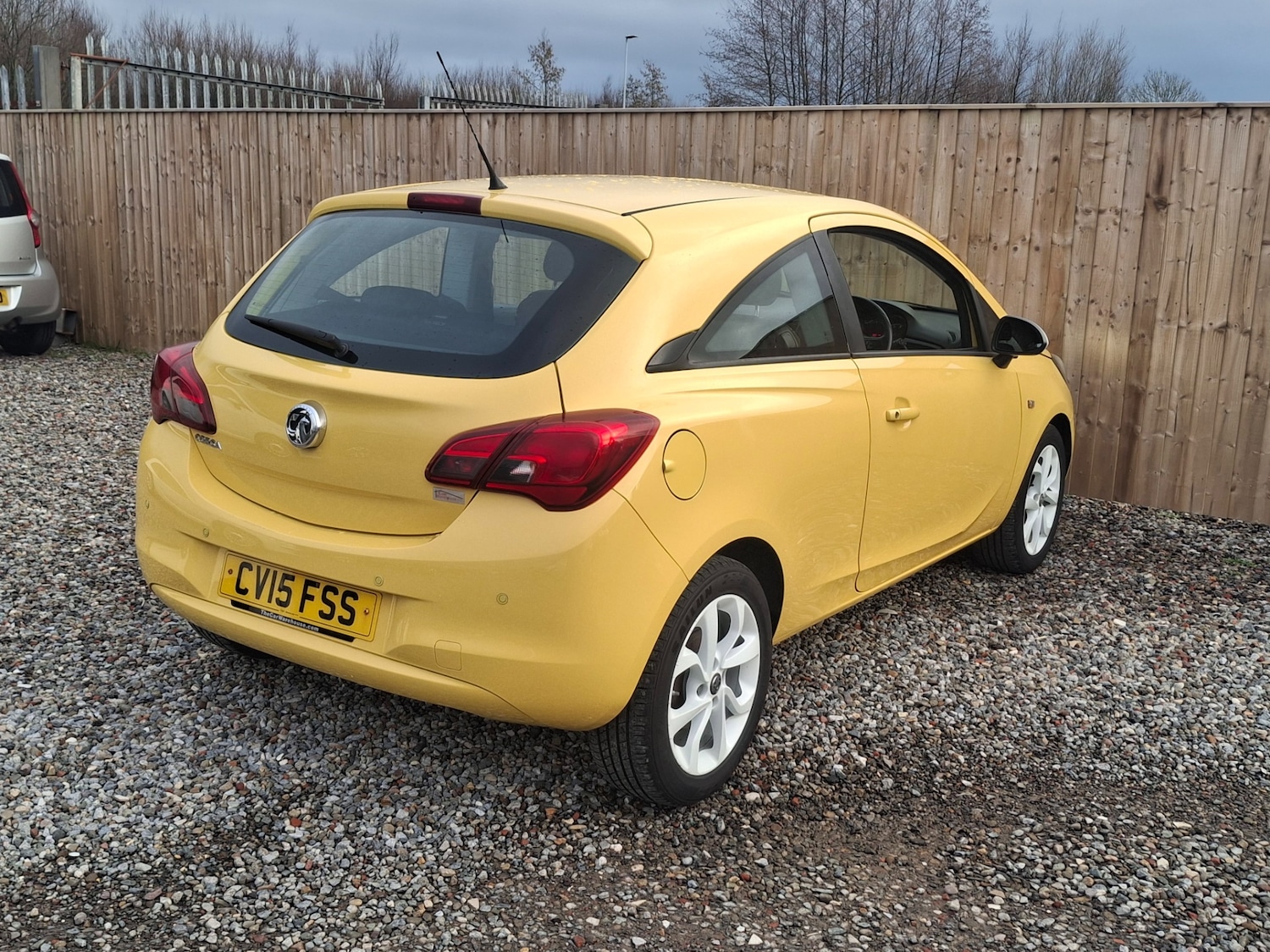 Used Vauxhall Corsa 2015 for sale - 77492839: Photo 5