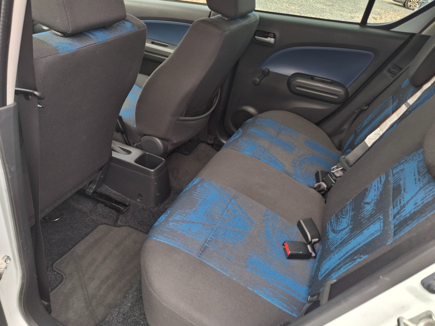 Used Vauxhall Agila 2012 for sale - 78025344: Photo 8