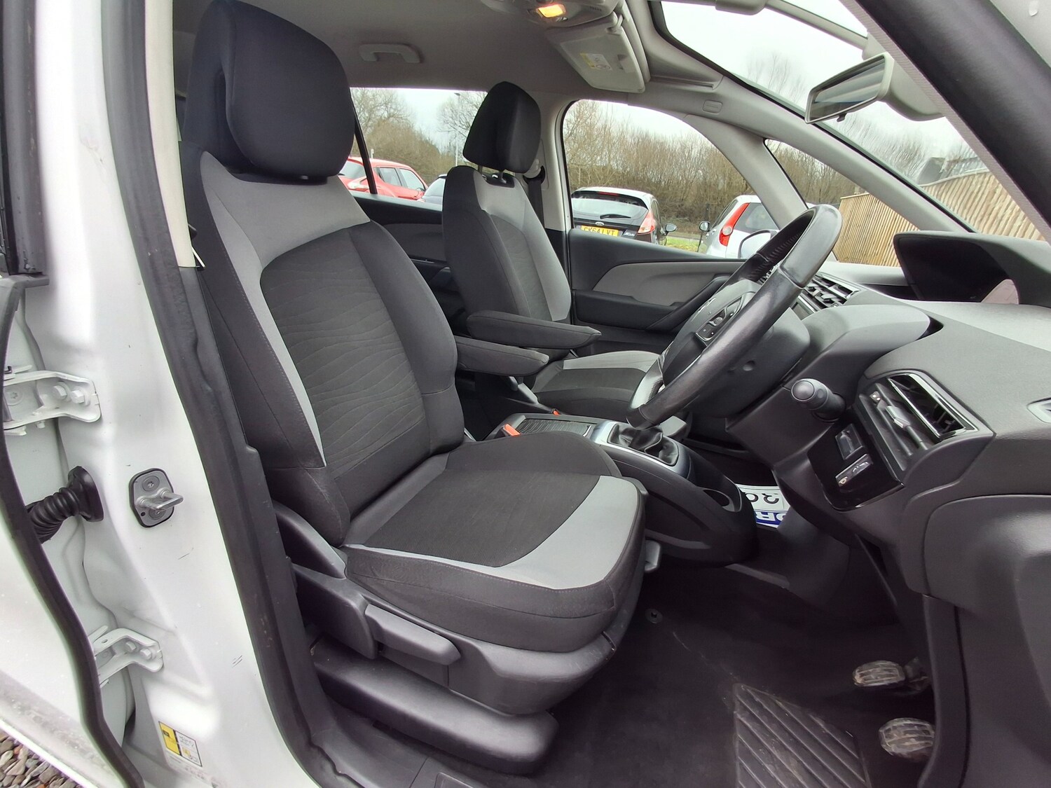 Used Citroen Grand C4 Picasso 2015 for sale - 77745682: Photo 9