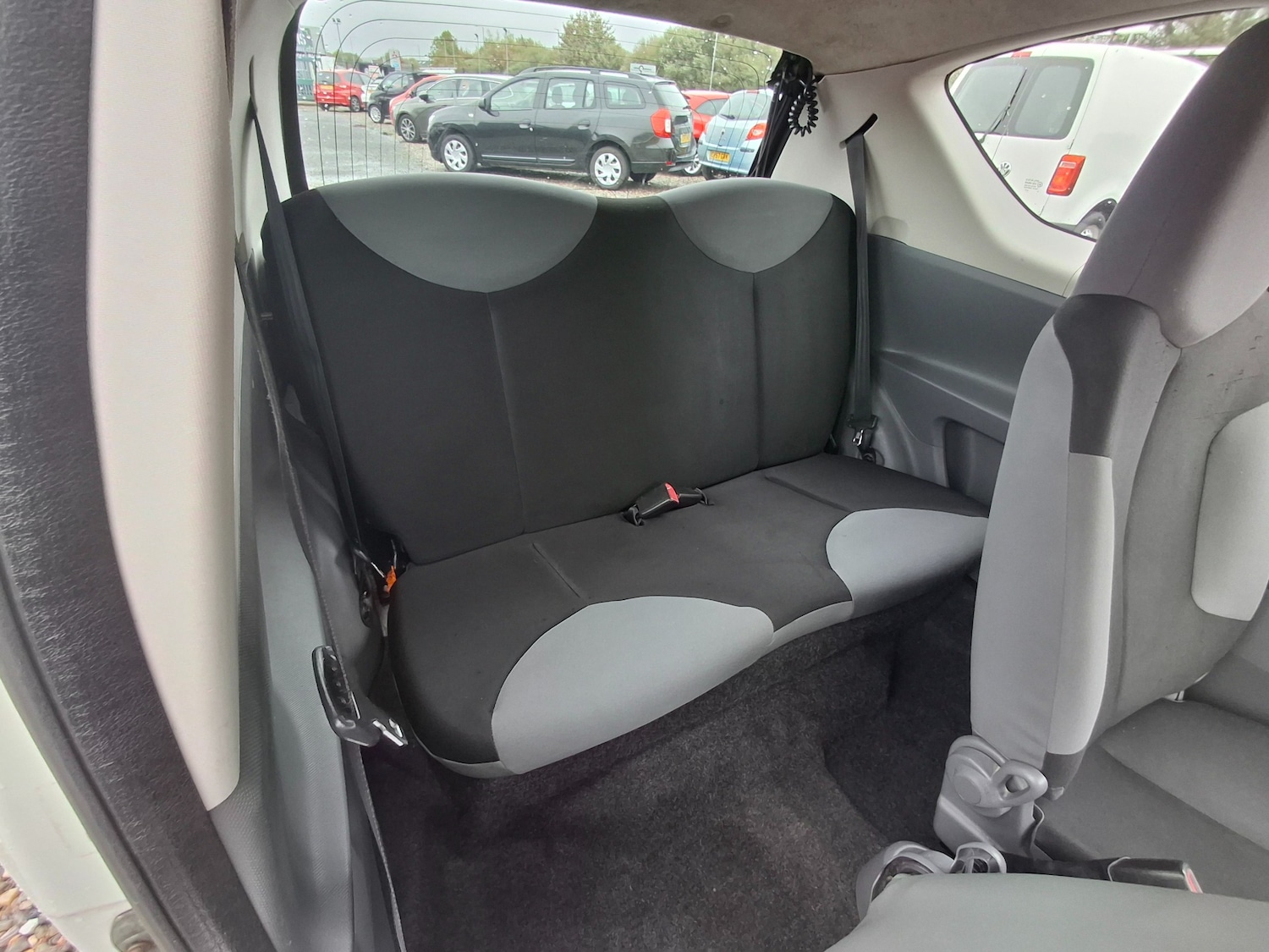 Used Citroen C1 2010 for sale - 76161154: Photo 9