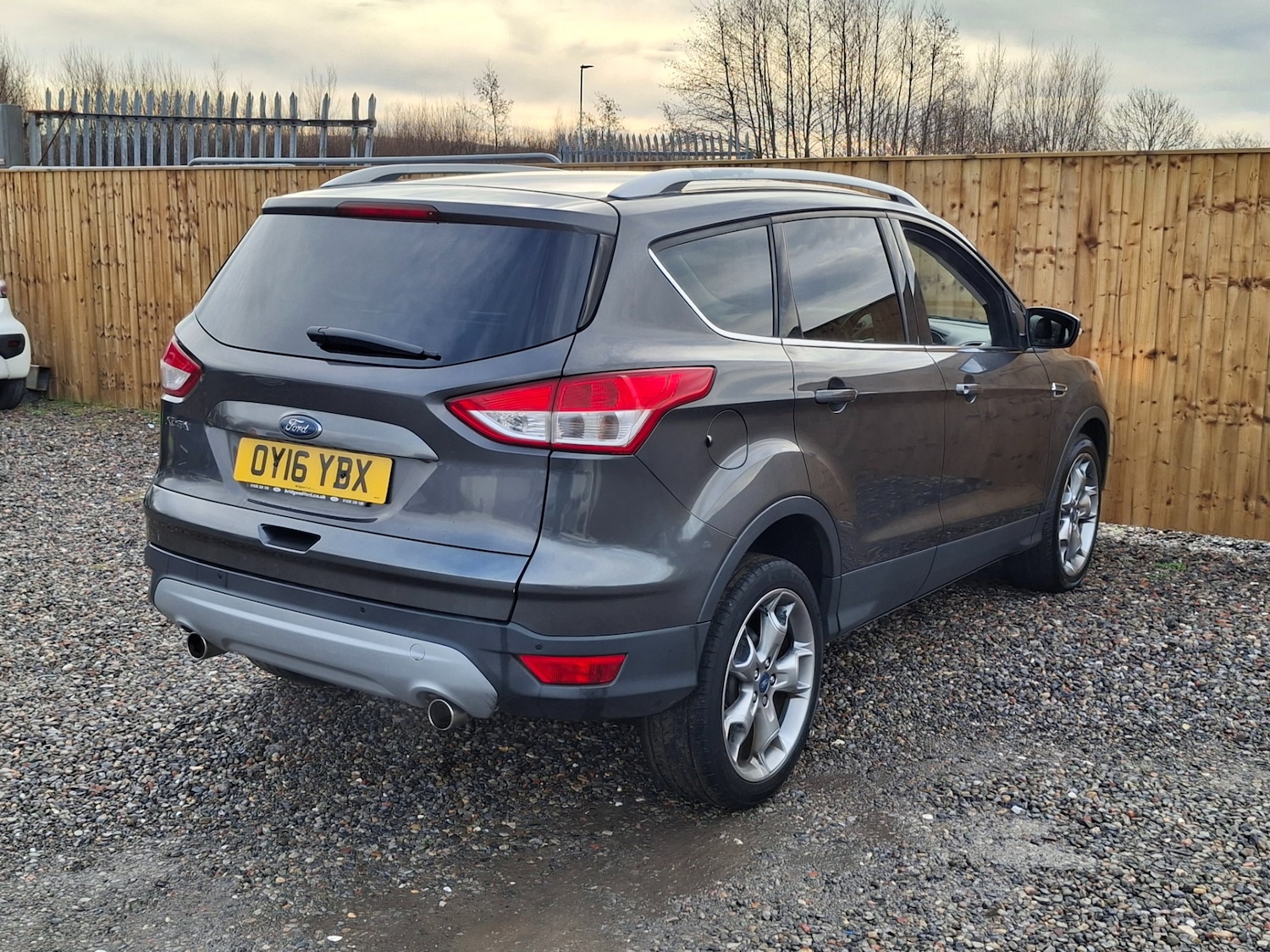 Used Ford Kuga 2016 for sale - 77195722: Photo 4