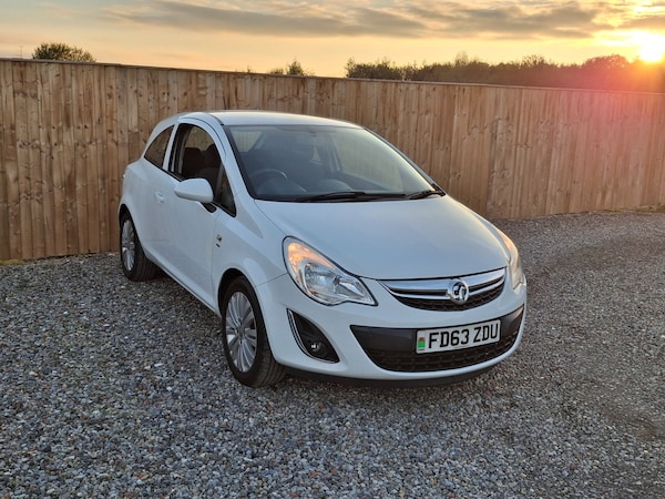 Used Vauxhall Corsa 2013 for sale - 76271613: Photo 1