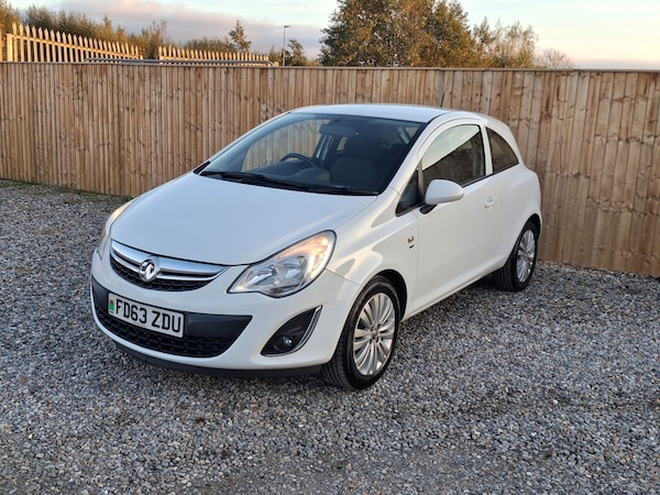 Used Vauxhall Corsa 2013 for sale - 76271613: Photo 3