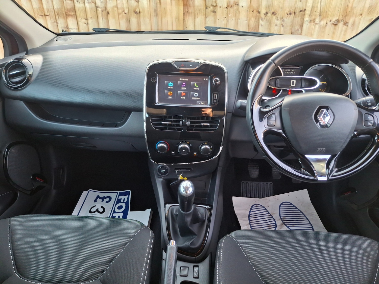 Used Renault Clio 2015 for sale - 77159995: Photo 8