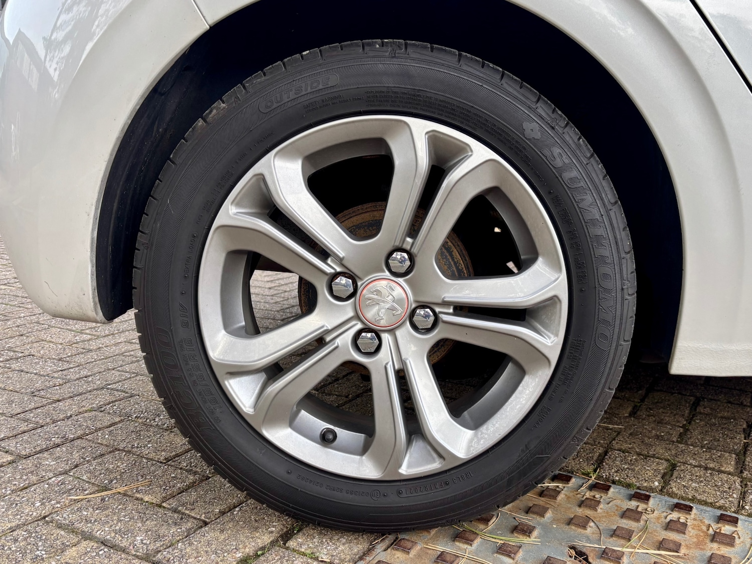 Used Peugeot 208 2016 for sale - 76113945: Photo 14