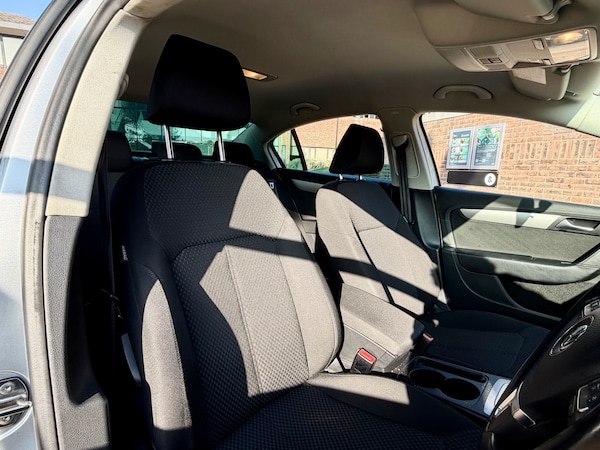 Used Volkswagen Passat 2014 for sale - 76250813: Photo 16