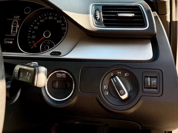 Used Volkswagen Passat 2014 for sale - 76250813: Photo 24