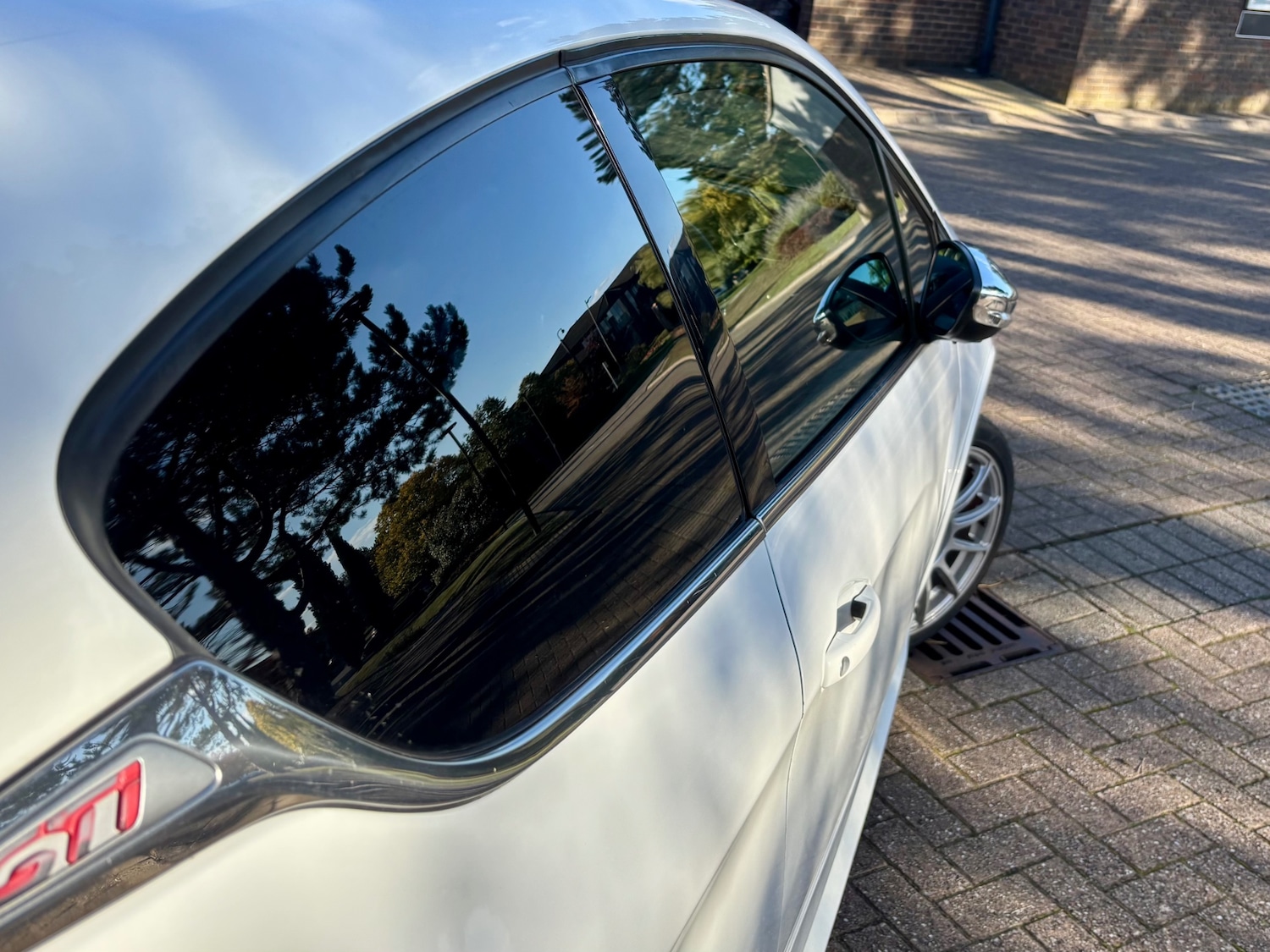 Used Peugeot 208 2015 for sale - 76118354: Photo 6